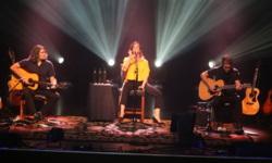 Alanis Morissette on Mar 13, 2018 [242-small]