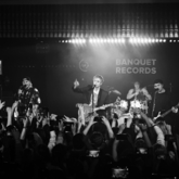 5 Seconds of Summer on Apr 1, 2022 [971-small]