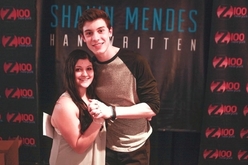Shawn Mendes on Apr 16, 2015 [304-small]
