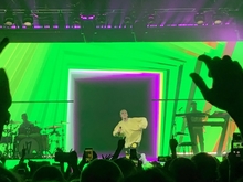 Lauv / bülow on Oct 6, 2019 [751-small]