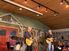 Hot Tuna on Apr 10, 2022 [830-small]