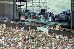 Blue Oyster Cult., Journey / Steve Perry / Blue Öyster Cult / Triumph / Aldo Nova on Jul 2, 1982 [209-small]