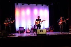 James Leonard Hewitson / Giraffes / Michael Gallagher / Headclouds on Mar 16, 2018 [754-small]
