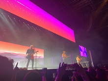 5 Seconds of Summer / COIN on Apr 12, 2022 [767-small]
