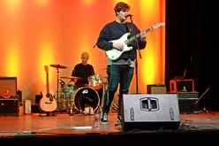 James Leonard Hewitson / Giraffes / Michael Gallagher / Headclouds on Mar 16, 2018 [777-small]