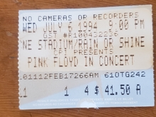 Pink Floyd on Jul 5, 1994 [289-small]