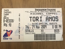 Tori Amos on Nov 19, 2009 [849-small]