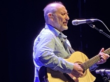 Colin Hay on Apr 14, 2022 [579-small]