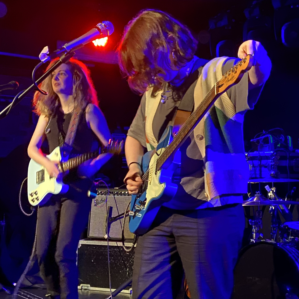 Apr 14, 2022 Pillow Queens / Deanna Petcoff at Mercury Lounge New York