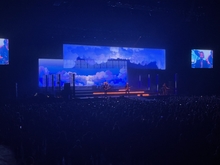5 Seconds of Summer / COIN on Apr 14, 2022 [852-small]