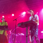 Oh Wonder / Aquilo on Apr 12, 2022 [941-small]