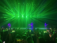 5 Seconds of Summer on Apr 15, 2022 [038-small]