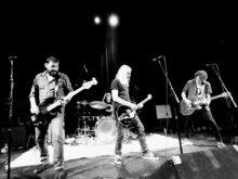 Mudhoney / UK Gold on Apr 16, 2022 [142-small]