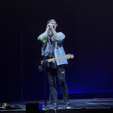 5 Seconds of Summer on Apr 15, 2022 [147-small]