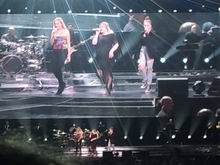 Kelsea Ballerini / Kelly Clarkson / Brynn Cartelli on Mar 21, 2019 [220-small]