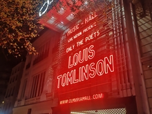 Louis Tomlinson / Only The Poets on Apr 5, 2022 [904-small]