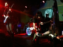 Dum Dum Girls / Reading Rainbow on Sep 18, 2010 [493-small]