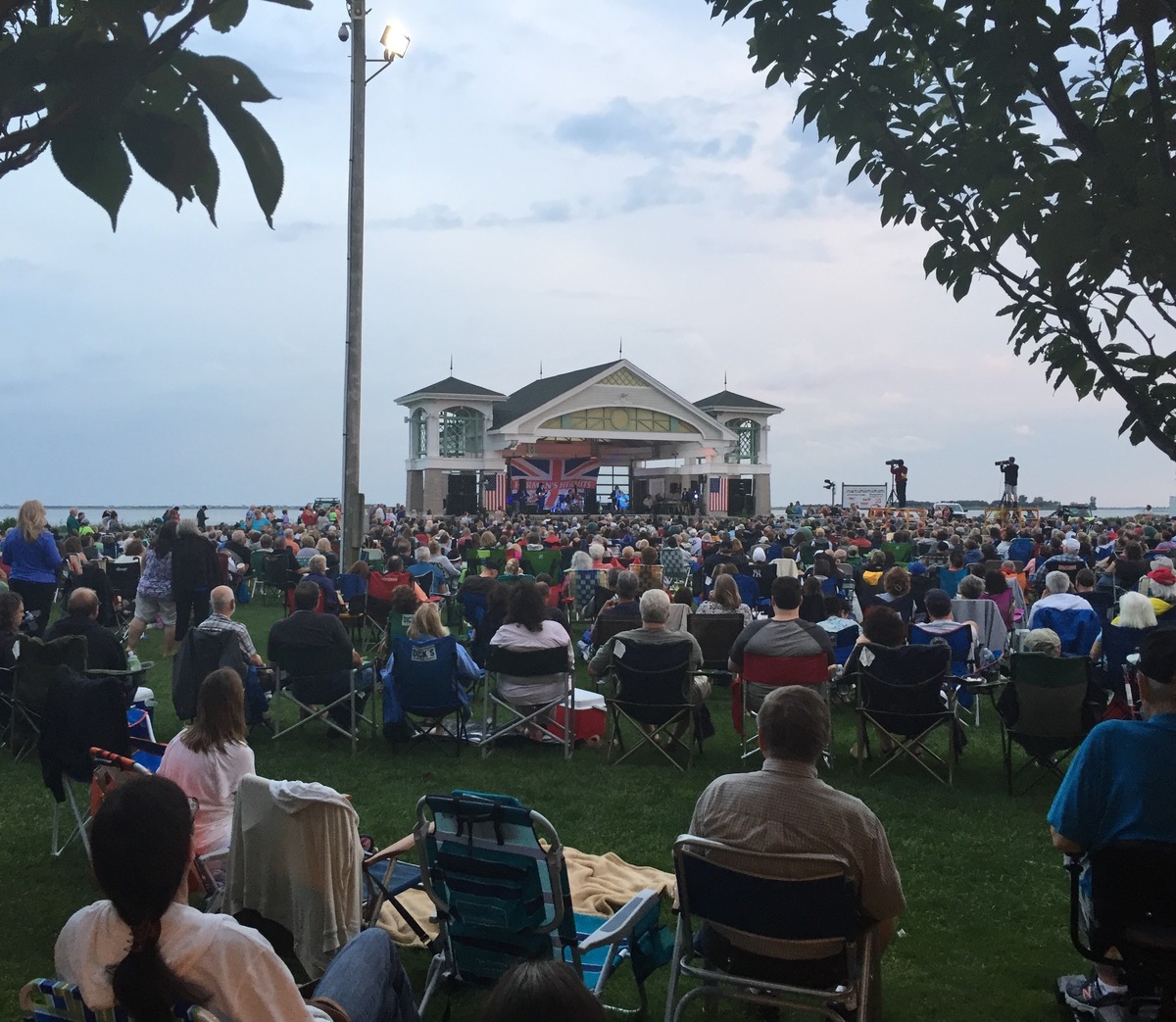 Herman's Hermits starring Peter Noone Concert & Tour History (Updated