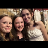 Anson Seabra / Em Beihold on Apr 23, 2022 [154-small]