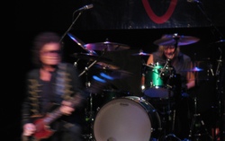 Glenn Hughes / Jared James Nichols on Oct 20, 2015 [561-small]