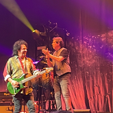 Toto / Journey on Apr 24, 2022 [682-small]