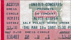 Alice Cooper on Mar 19, 1987 [391-small]