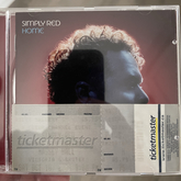 Simply Red on Oct 18, 2003 [717-small]