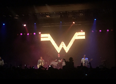 Weezer  / The Orwells on Oct 27, 2017 [393-small]
