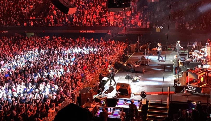 kia concert at the forum last night