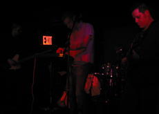 Bell Hollow / Guitar Bomb / Painting Soldiers / Brook Pridemore on Oct 13, 2005 [150-small]