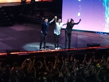 AJR / Gayle on May 11, 2022 [652-small]