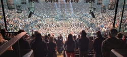 Pearl Jam on May 12, 2022 [463-small]