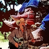 Clay Walker on May 19, 2022 [271-small]
