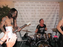 Janes Addiction on May 19, 2012 [856-small]