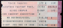 Alice Cooper on Nov 14, 1986 [009-small]