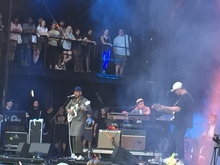 Shakey Knees on May 12, 2017 [160-small]