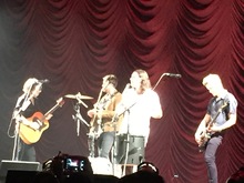 Kings Of Leon  / Dawes on Oct 28, 2017 [236-small]