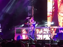 Andrew McMahon in the Wilderness / Weezer / Panic! At the Disco on Jun 15, 2016 [749-small]