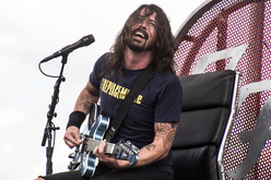 Foo Fighters, Foo Fighters / Social Distortion / American Hitmen on Oct 18, 2015 [182-small]
