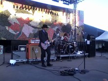 Vintage Trouble / Eric Burden / Charles Bradley & His Extraordinaires / Superchunk on Sep 1, 2013 [237-small]