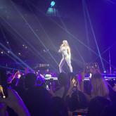 Dua Lipa / Griff on Apr 21, 2022 [633-small]