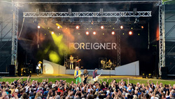 Foreigner / The Dead Daisies on Jun 3, 2022 [174-small]