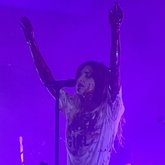 CHVRCHES / fanclubwallet on Jun 5, 2022 [230-small]