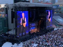 Paul McCartney on Jun 8, 2022 [432-small]