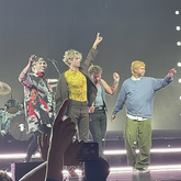 5 Seconds of Summer / Pale Waves on Jun 11, 2022 [903-small]
