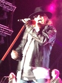 Guns N' Roses on Jun 1, 2013 [530-small]