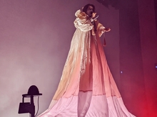 Purity Ring on Jun 12, 2022 [273-small]