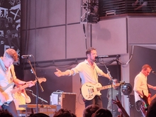 Frank Turner & The Sleeping Souls / The Bronx / PET NEEDS on Jun 13, 2022 [589-small]