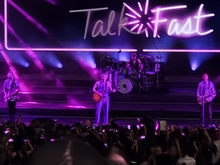5 Seconds of Summer / Pale Waves on Jun 14, 2022 [031-small]