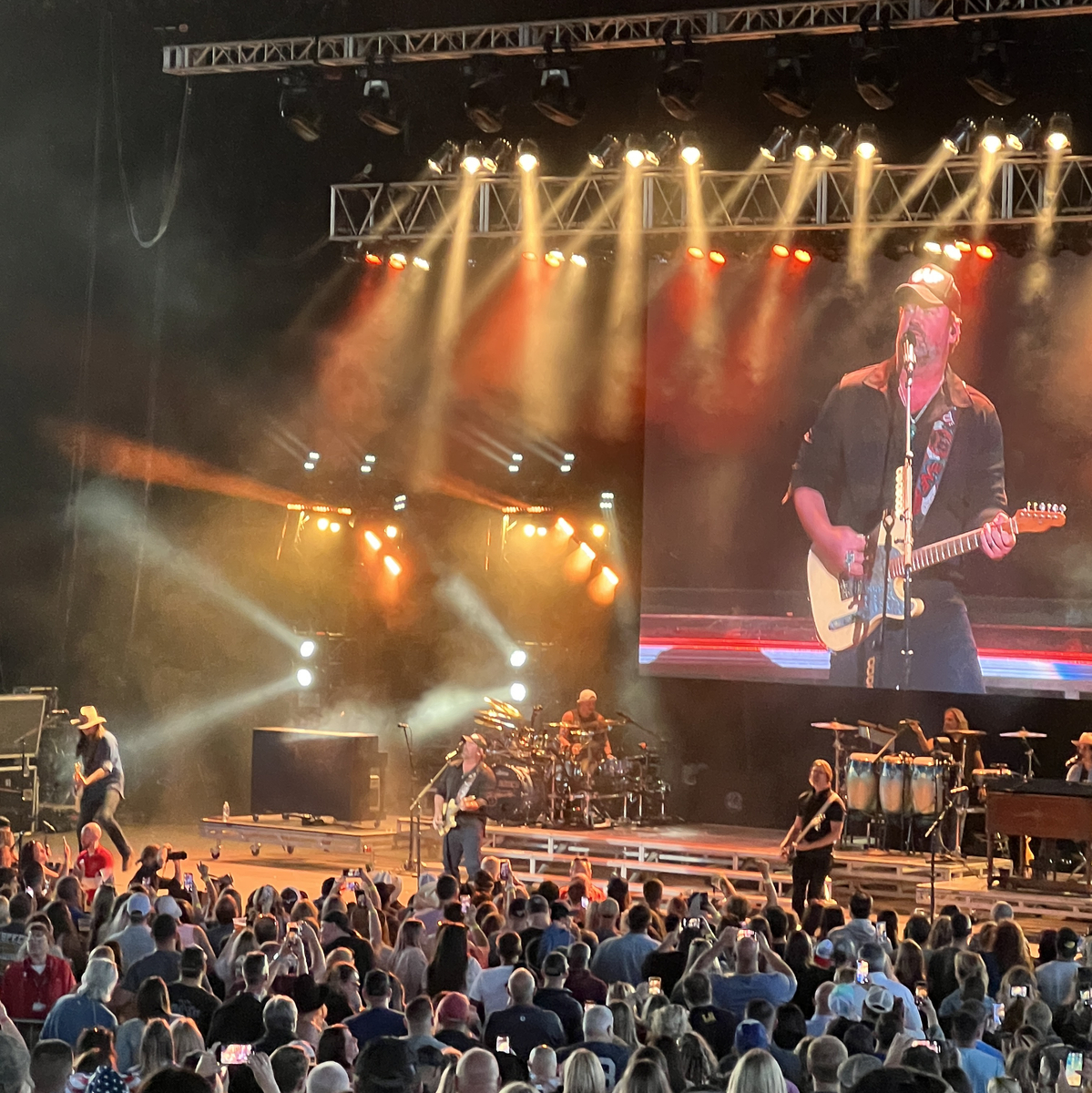 Lee Brice Concert & Tour History (Updated for 2022 2023) Concert